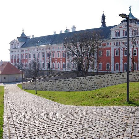 Apartmany U Namesti Broumov Exterior photo